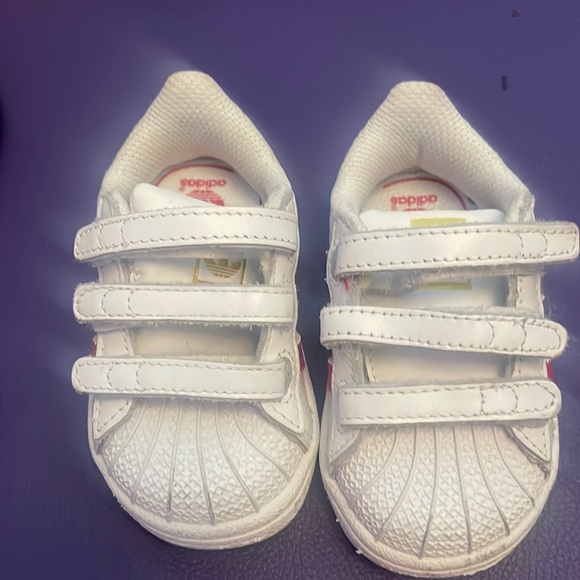 Superstar - Picture 2 of 3